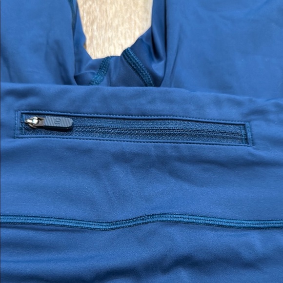 Lululemon Size 10 Athletica Blue Leggings for Active Wear - Picture 7 of 11